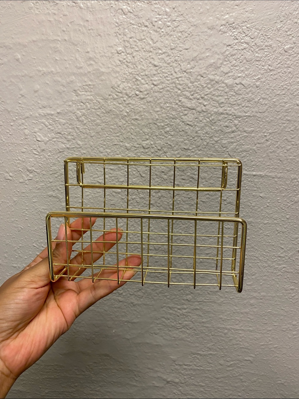 Gold Metal Grid Wall Organizer - Modern Home Wall Decor for letters